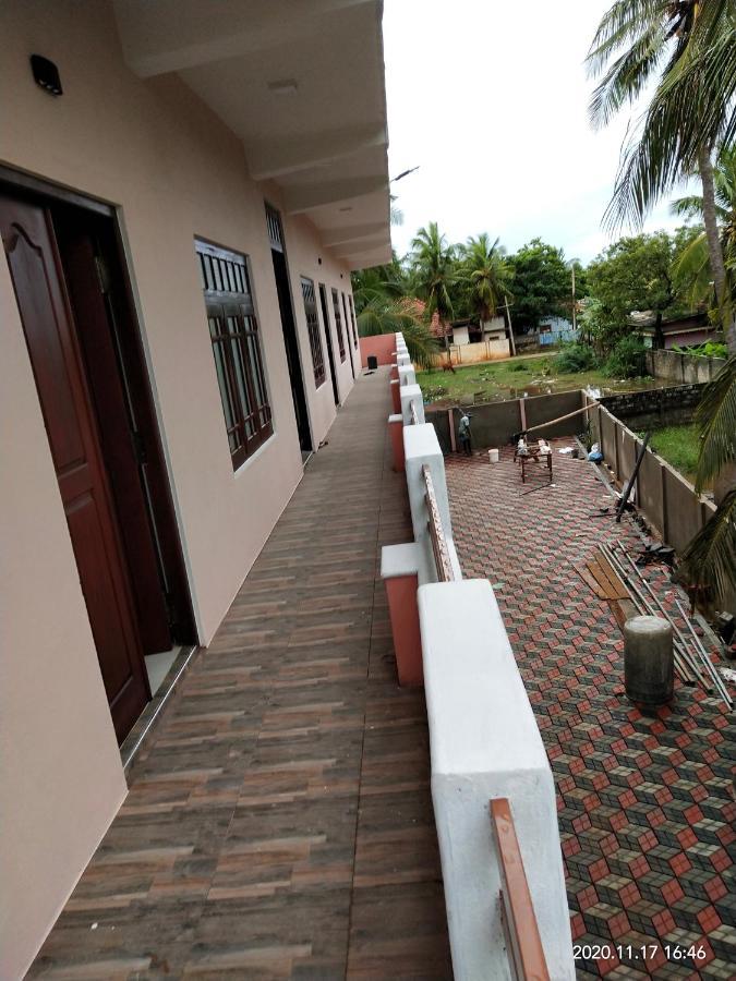 Victory'S Residence, Mannar Exteriör bild